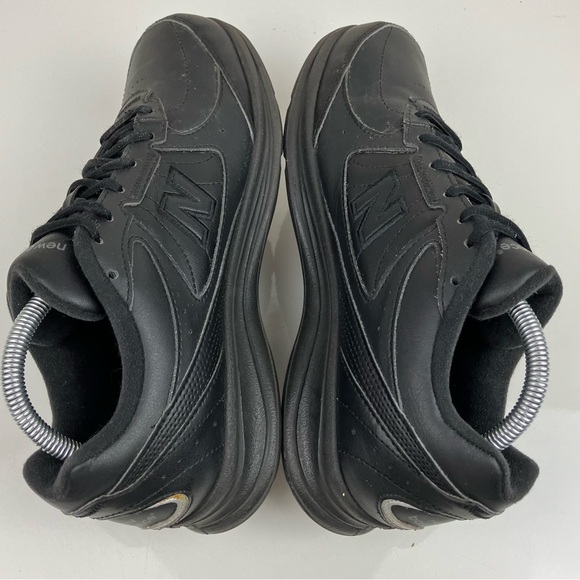 New Balance Women’s Size 9.0 2E Wide 577 Triple Black Leather Walking Shoes - Picture 6 of 10